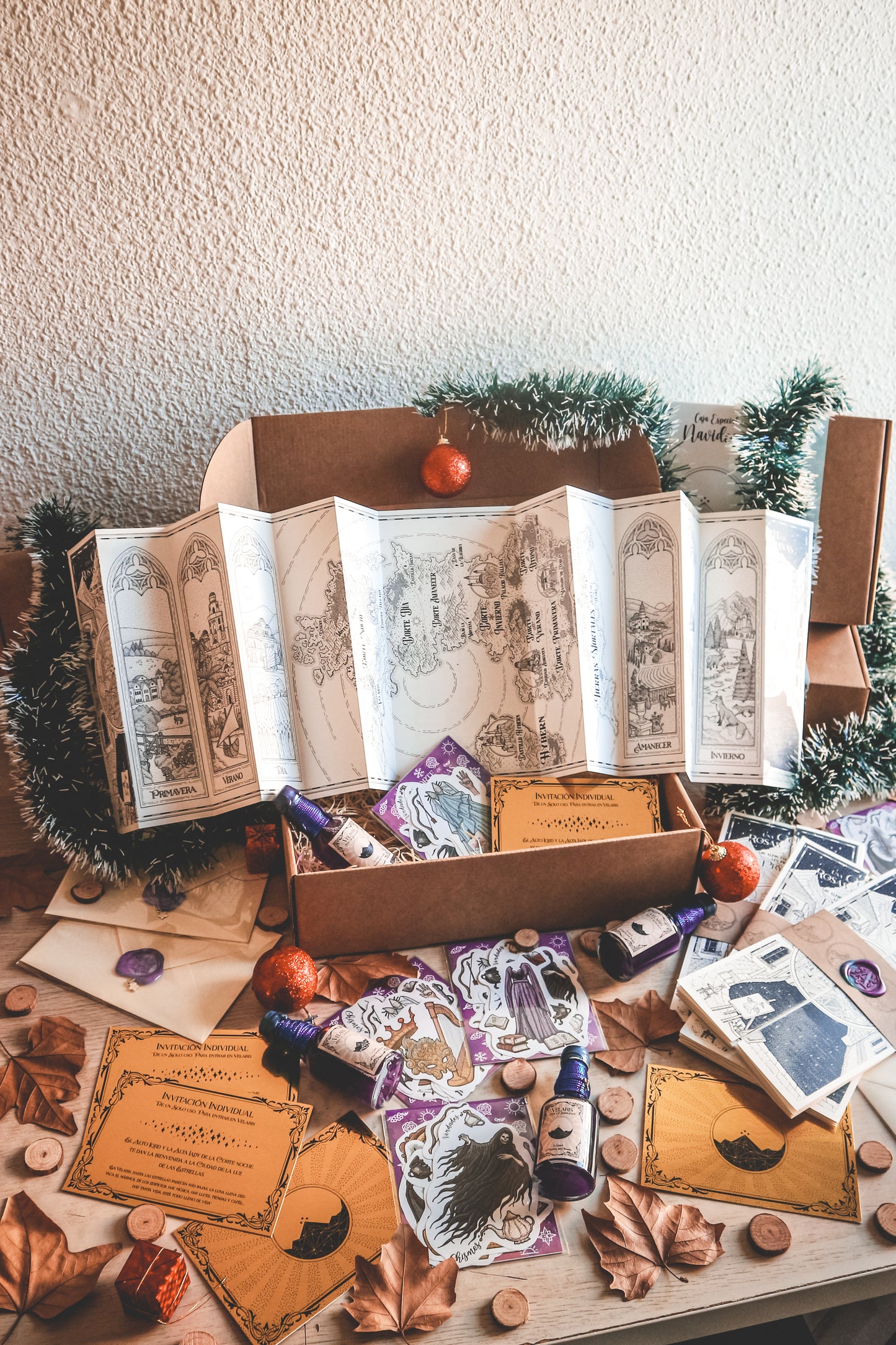 ACOTAR - SPECIAL CHRISTMAS BOX