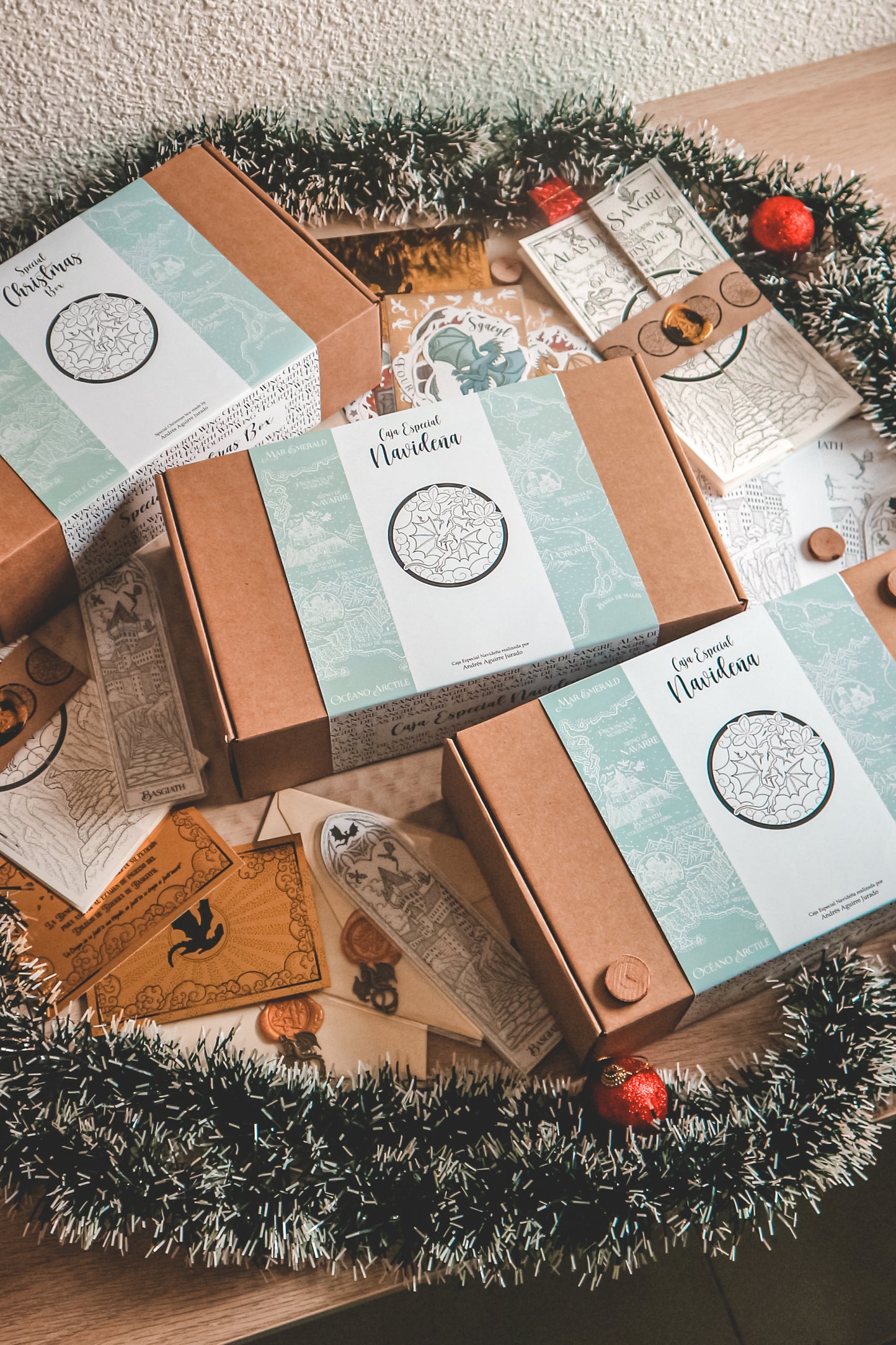 ACOTAR - SPECIAL CHRISTMAS BOX